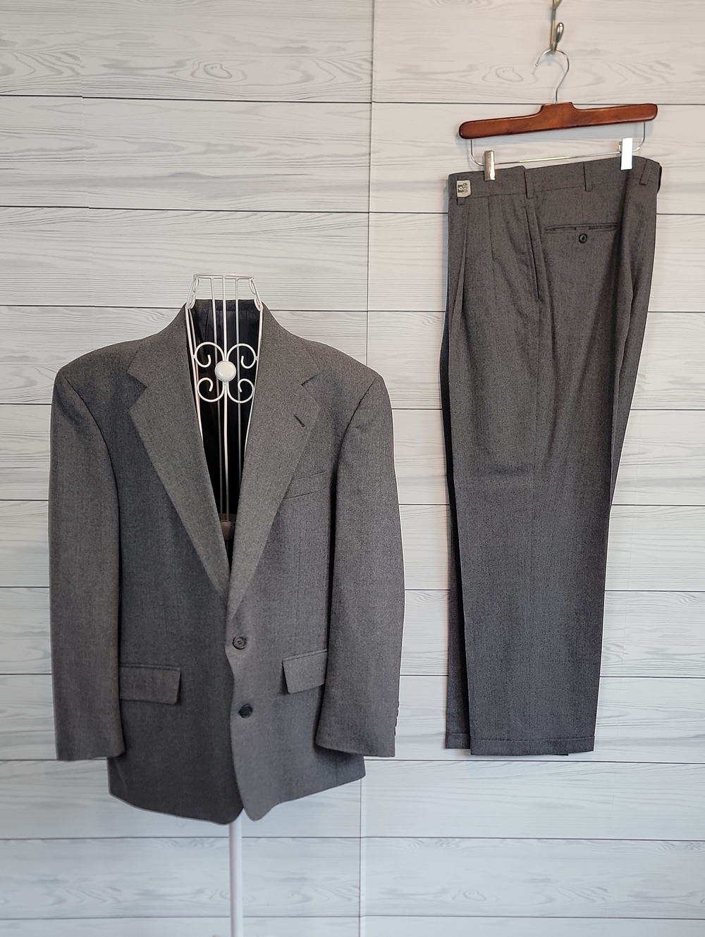 Charcoal Grey Suit Fine Italien Wool Classic Blazer with Trousers Mens Size 43R